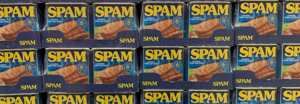 Spambussen Worden Op Elkaar Gestapeld, Waardoor Enkele Van De Meest Gemaakte Fouten In Seo Worden Getoond.